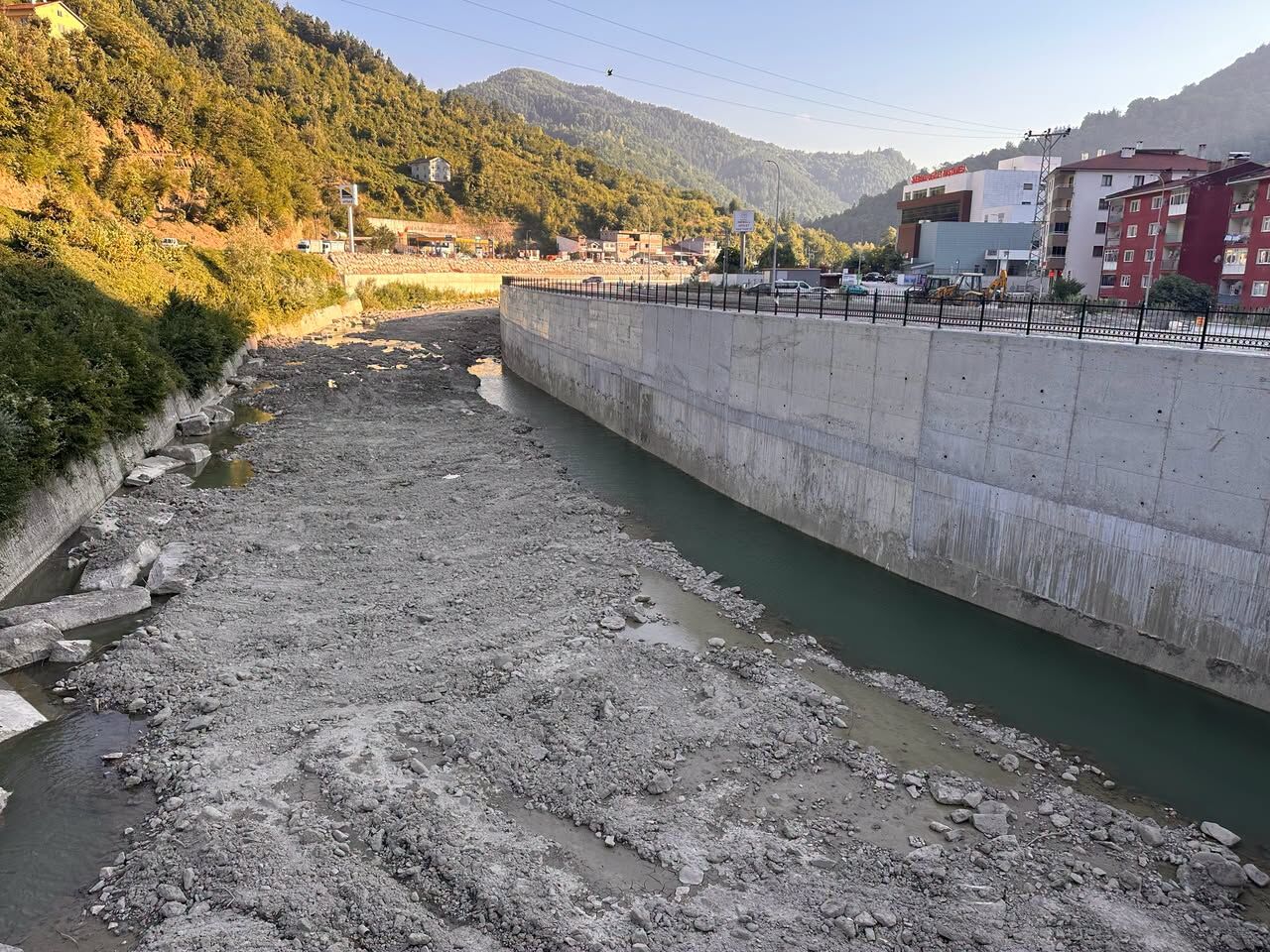 İş Makineleri Kontak Kapattı! Çalışmalar Bir Anda Durdu