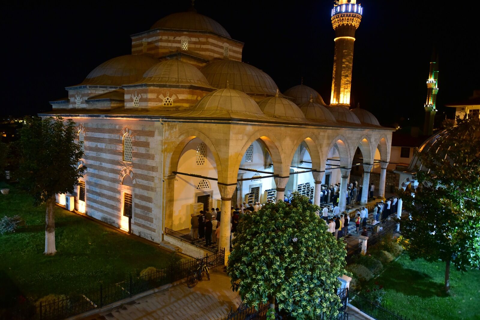 Kastamonu'da Mevlid Kandili Sakal I Şerif'e Yoğun Ilgi (2)