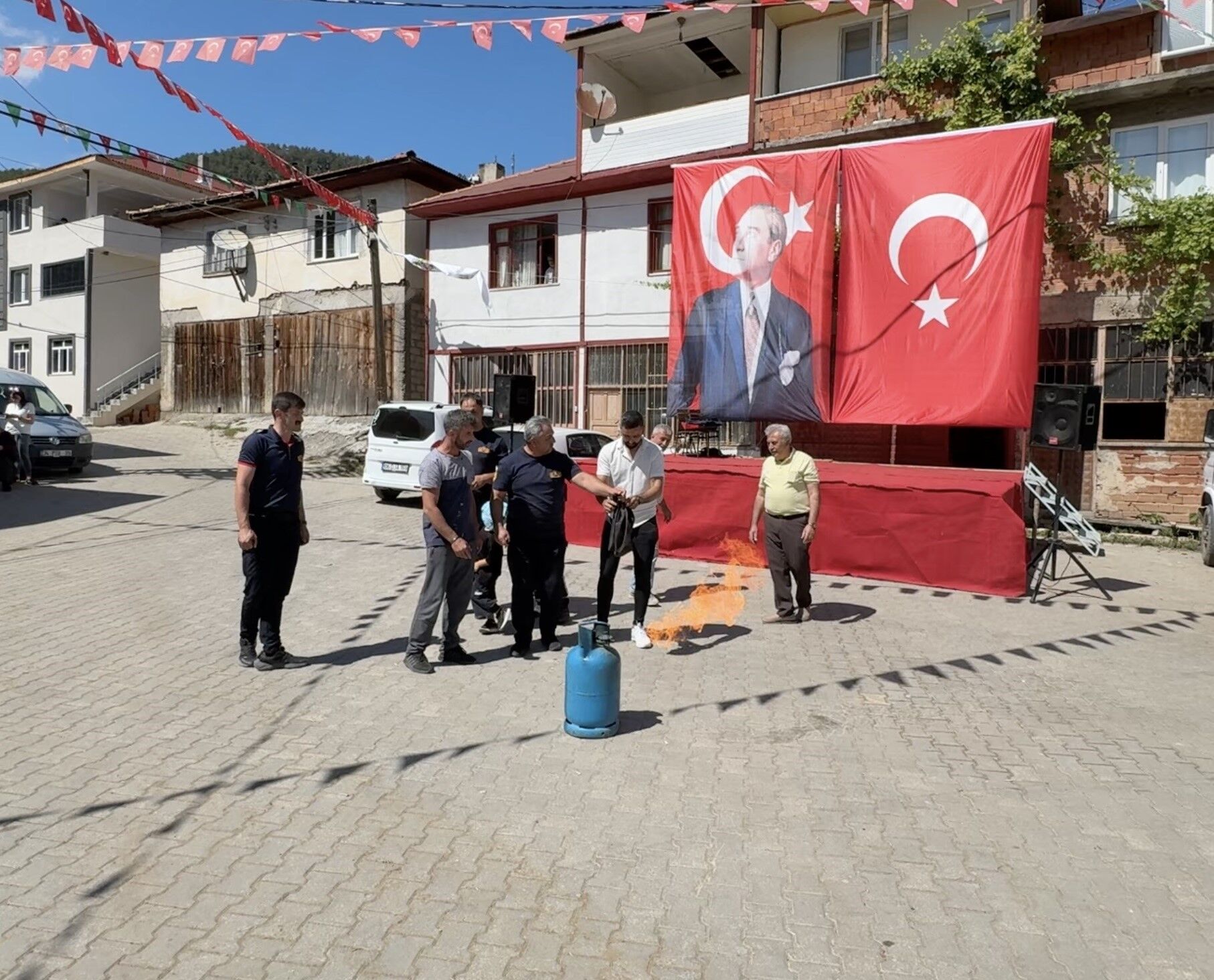 Kastamonu'da Örnek Önlem Kendi Yangın Sistemlerini Kurdular (2)