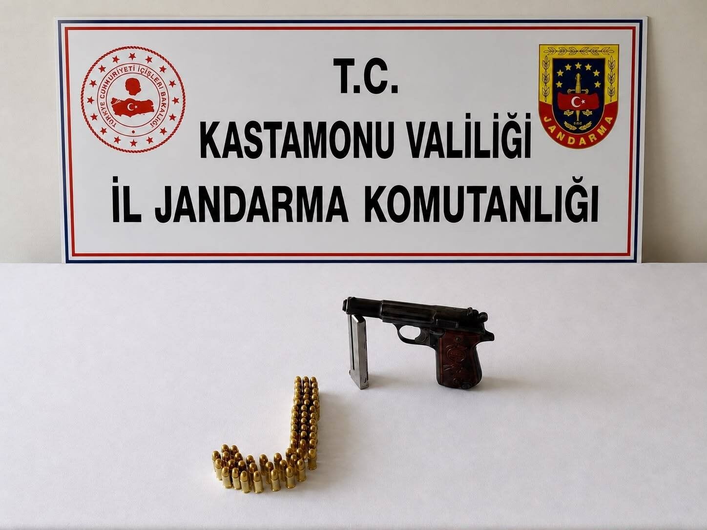 Kastamonu'da Ruhsatsız Silahlara Jandarmadan Geçit Yok (2)