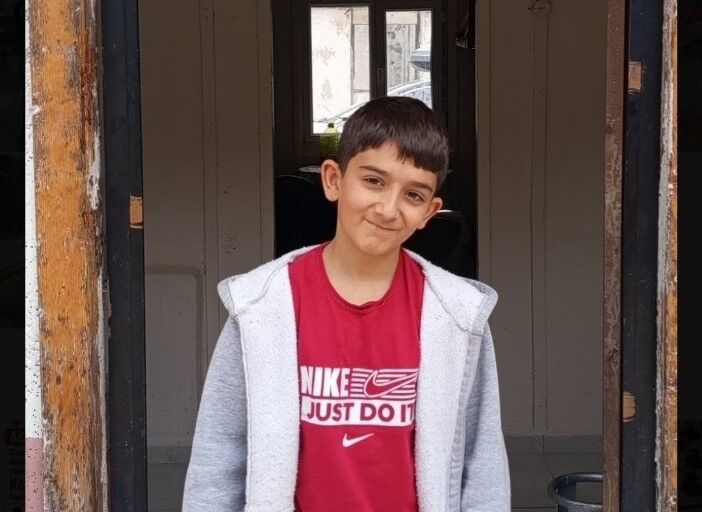 Kastamonulu Öğrenci Okul Sıralarını Elleriyle Tamir Etti (2)