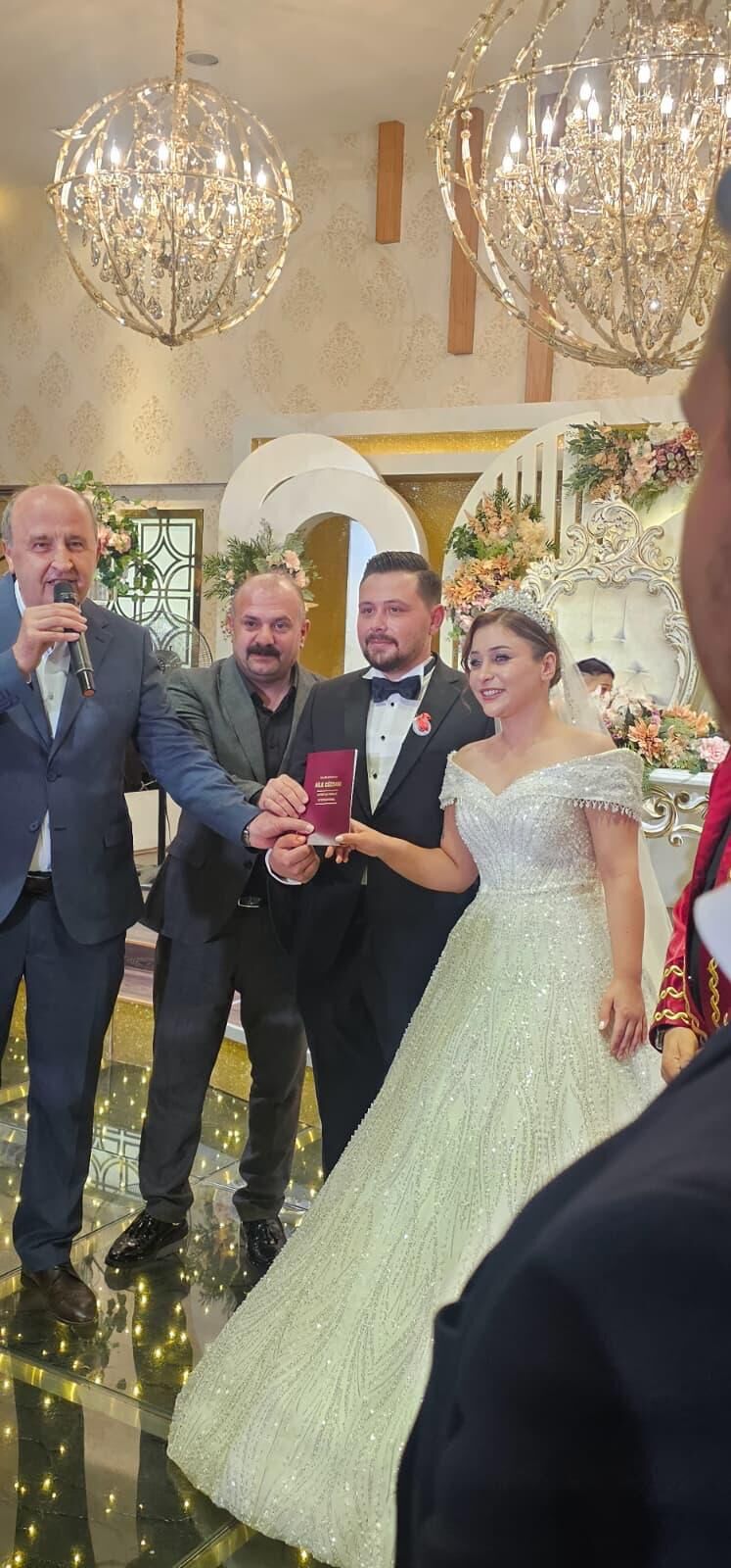 Sevval Muzaffer Mutluluk Konvoyu (1)