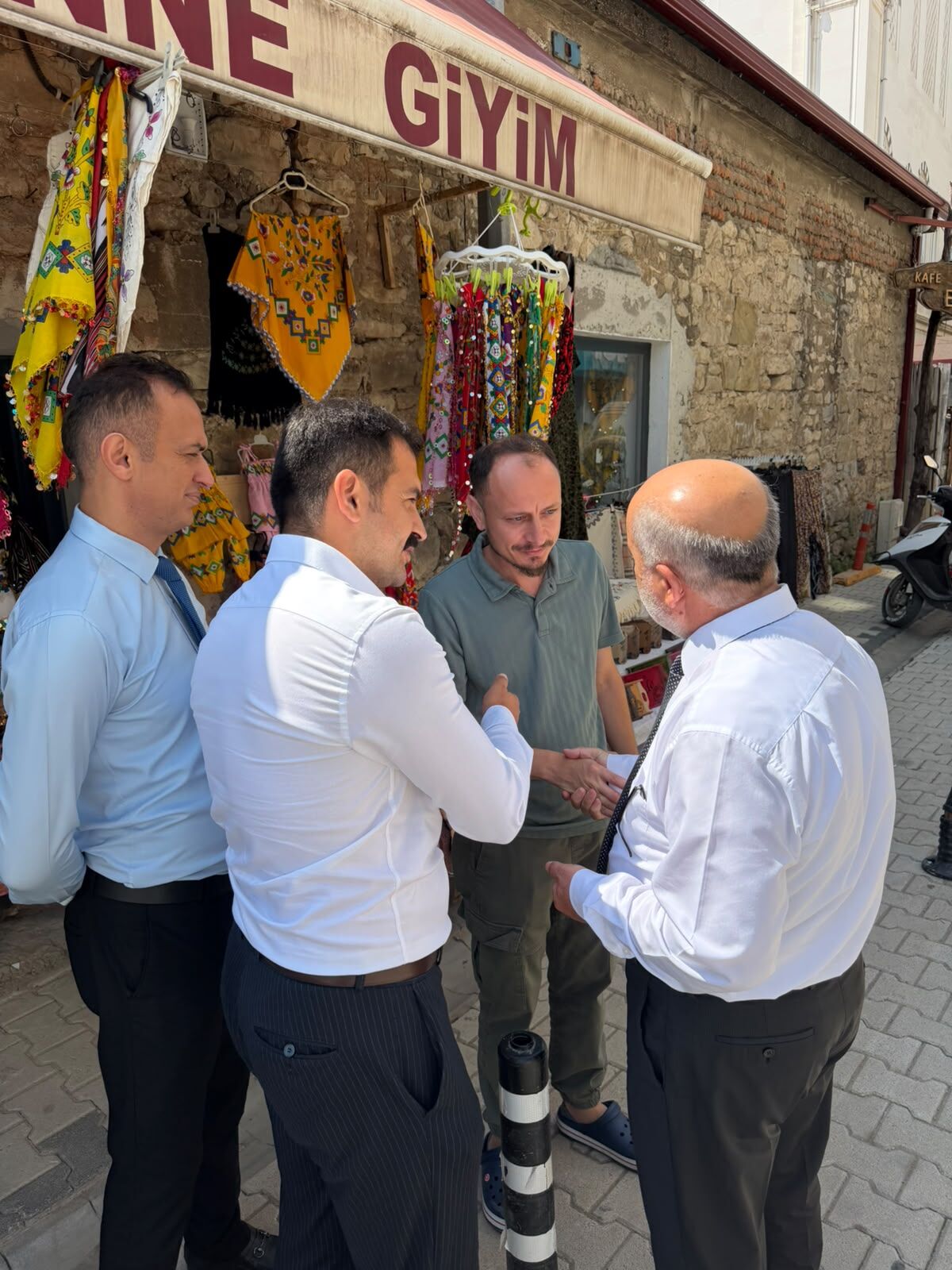 Sgk İl Müdürü Şahin Sel Bölgesi Cide'de Sahaya Indi (2)