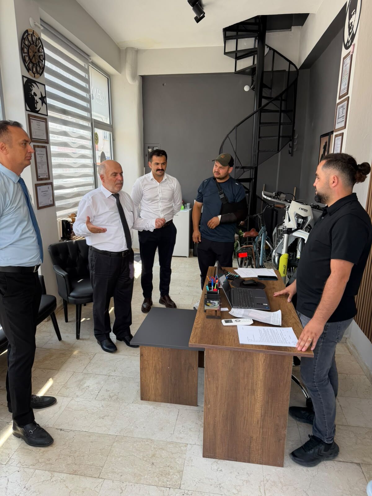 Sgk İl Müdürü Şahin Sel Bölgesi Cide'de Sahaya Indi (3)