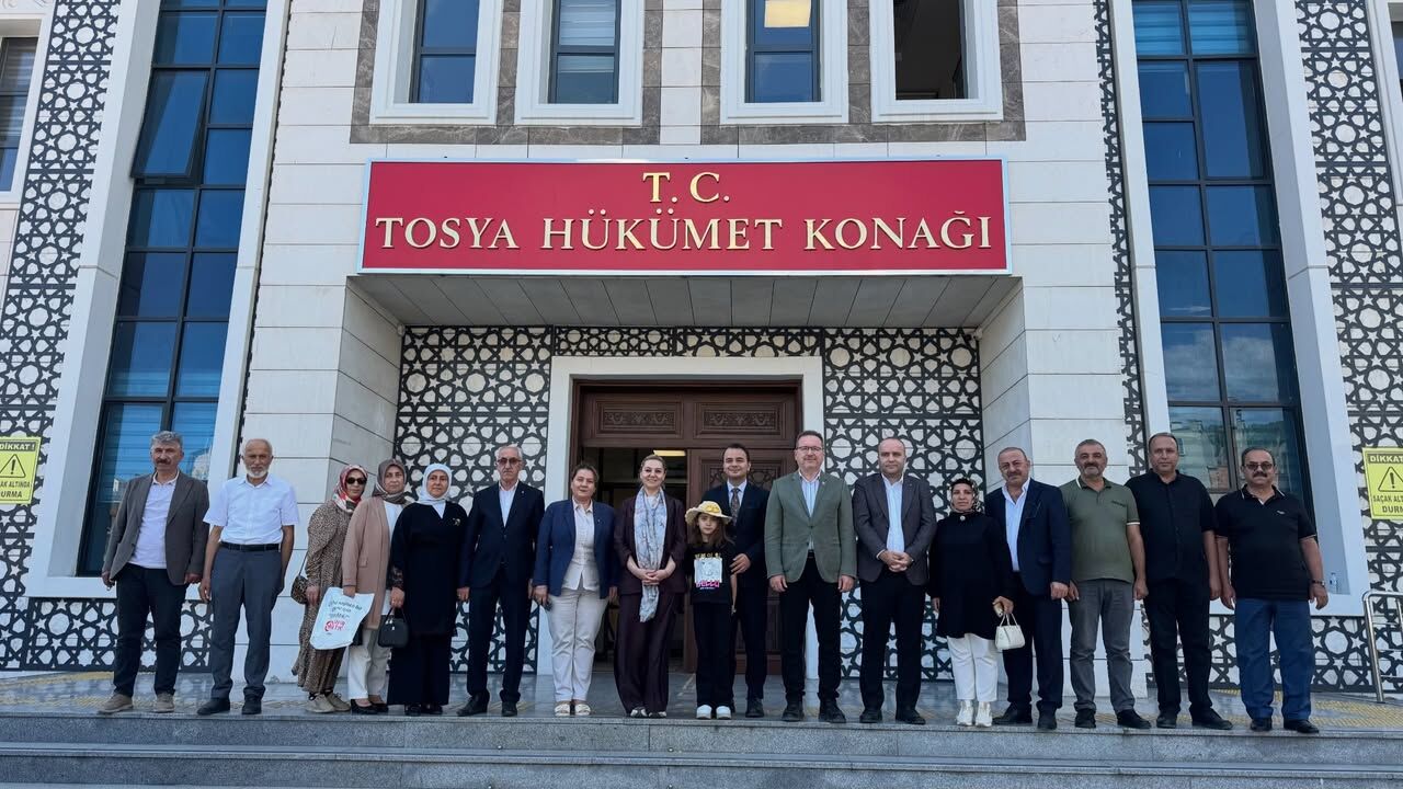 Tosya’da Kaymakam Konak’a Ak Parti’den Ziyaret
