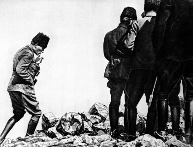 Yaşa Mustafa Kemal Paşa Yaşa… (1)