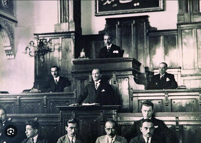 Yaşa Mustafa Kemal Paşa Yaşa… (3)