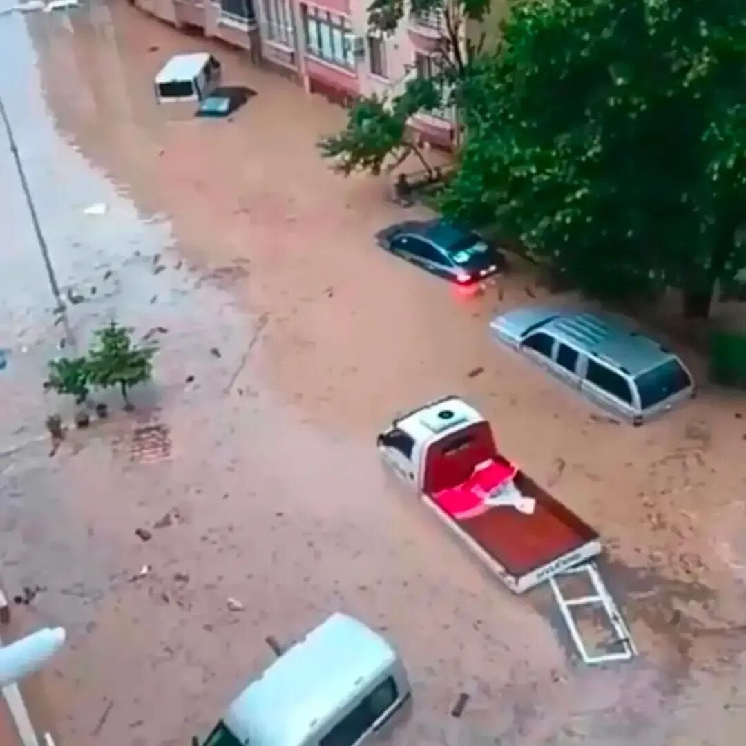 Yeni Parti Cide İlçe Başkanı Özgür Bağ “Afetzede Vatandaşlarımızın Yanındayız”1