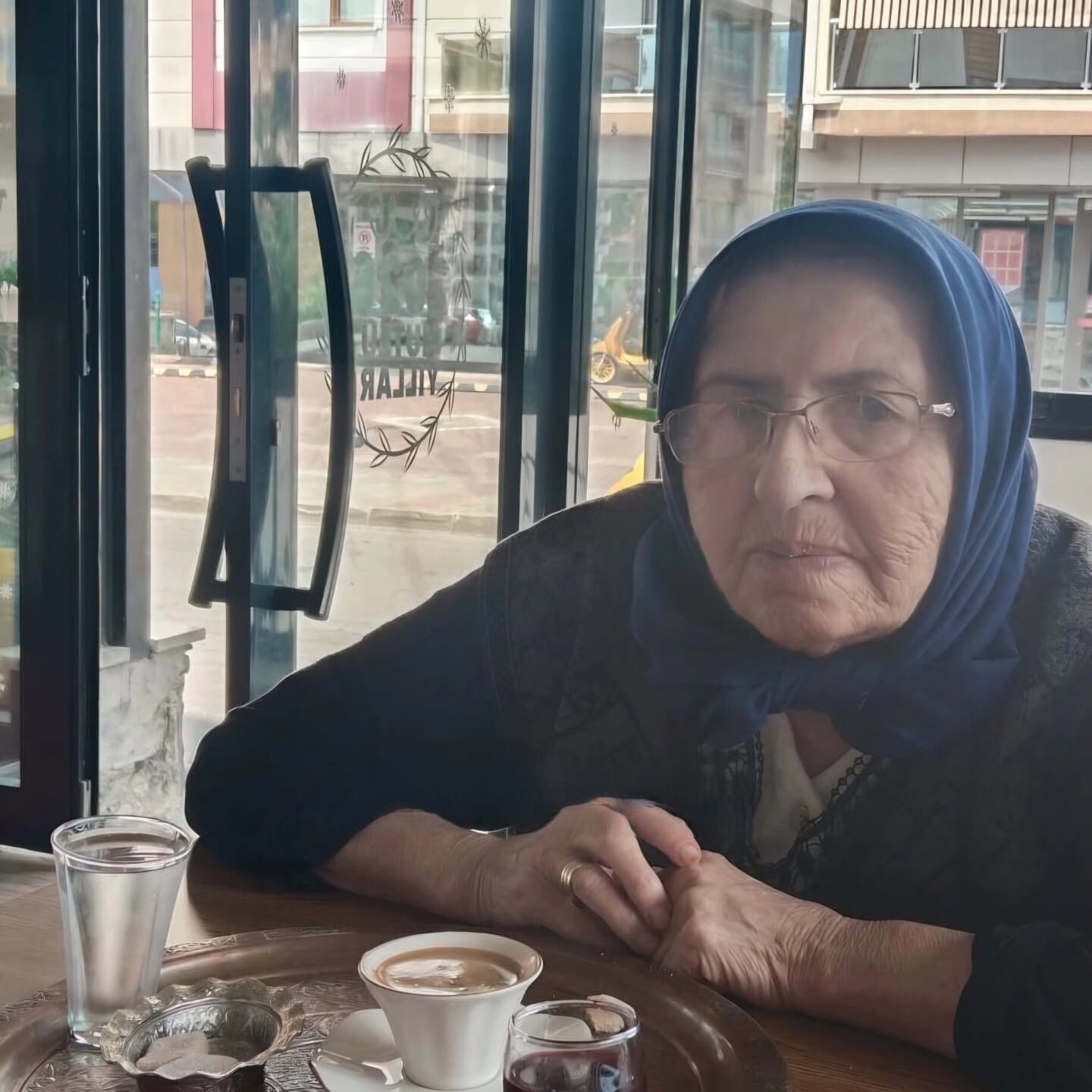 Cide'de Emekli Öğretmenin Eşi Hayatını Kaybetti