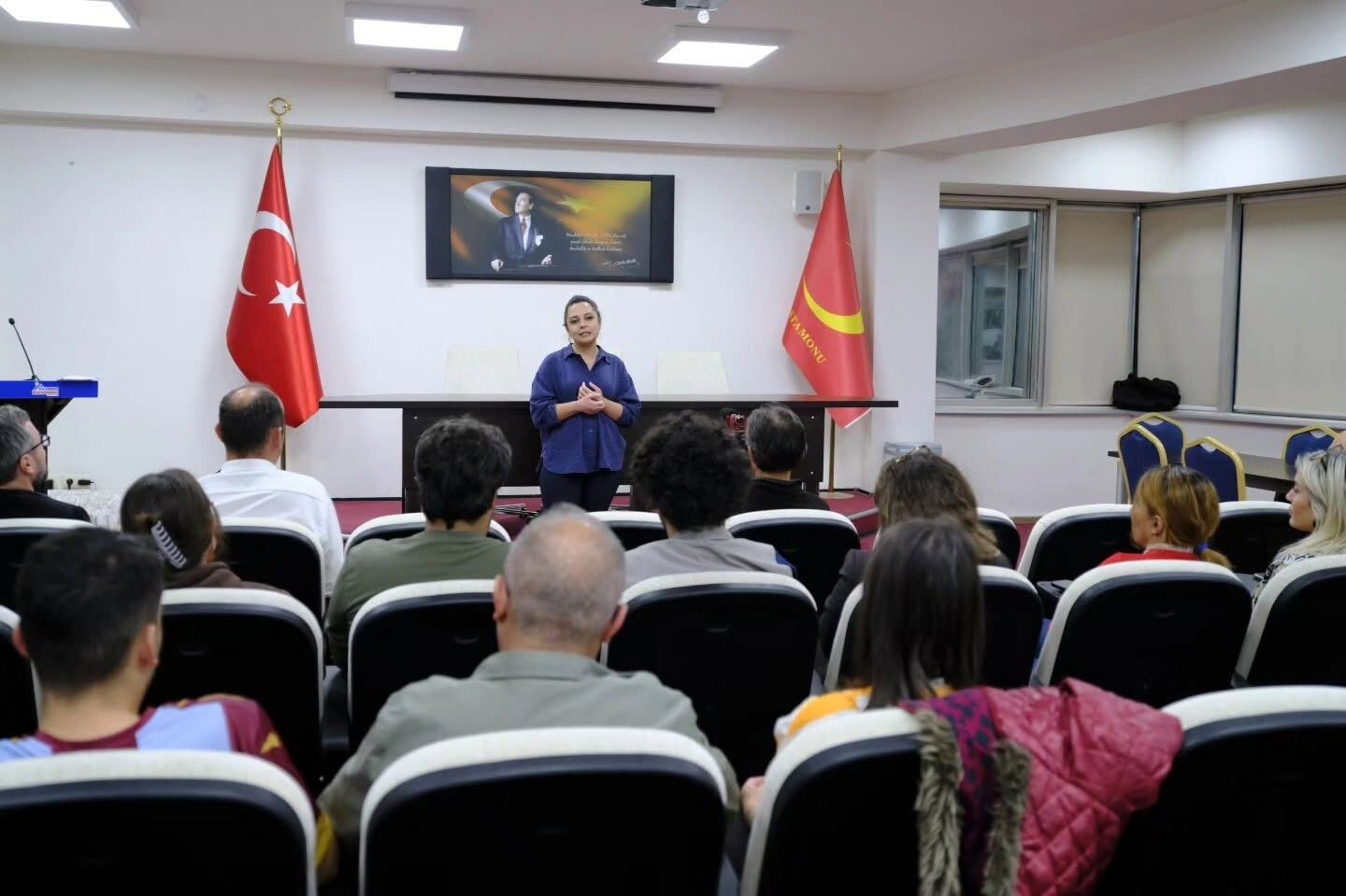 Kalemden Raflara Belediyenin Yazarlık Kursu Meyvesini Verdi (1)