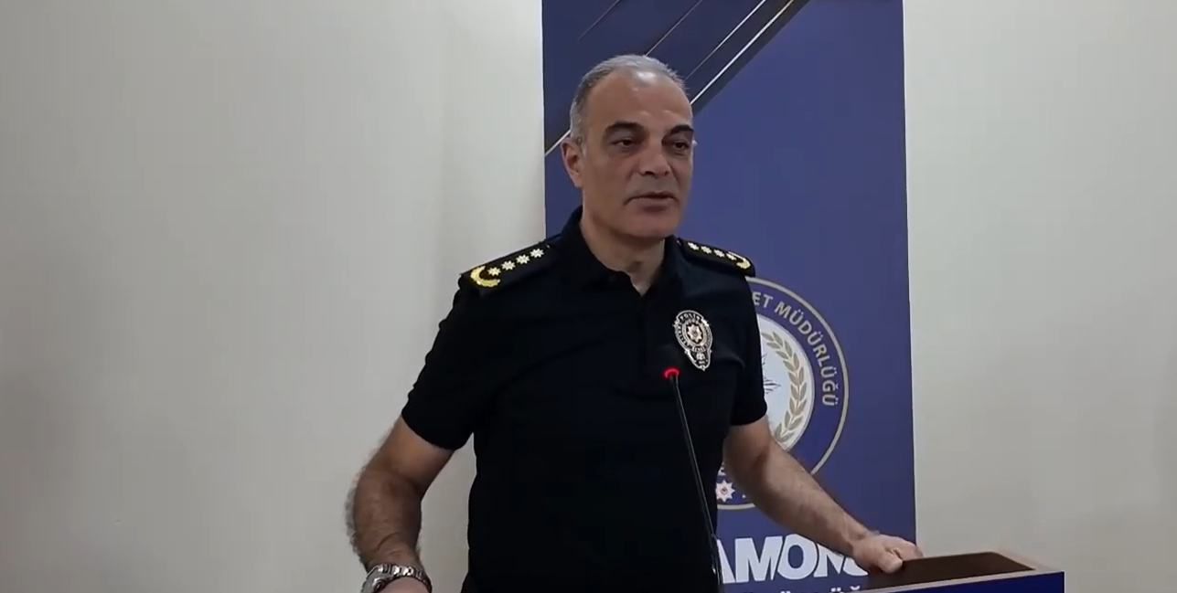 Kastamonu Emniyet Müdürü Tamer Taş'tan Okul Güvenliği Toplantısı (1)