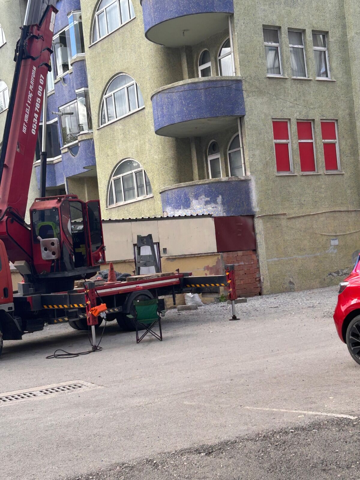 Kastamonu'da Dış Cephe Çalışmasında Büyük Tehlike (5)-1