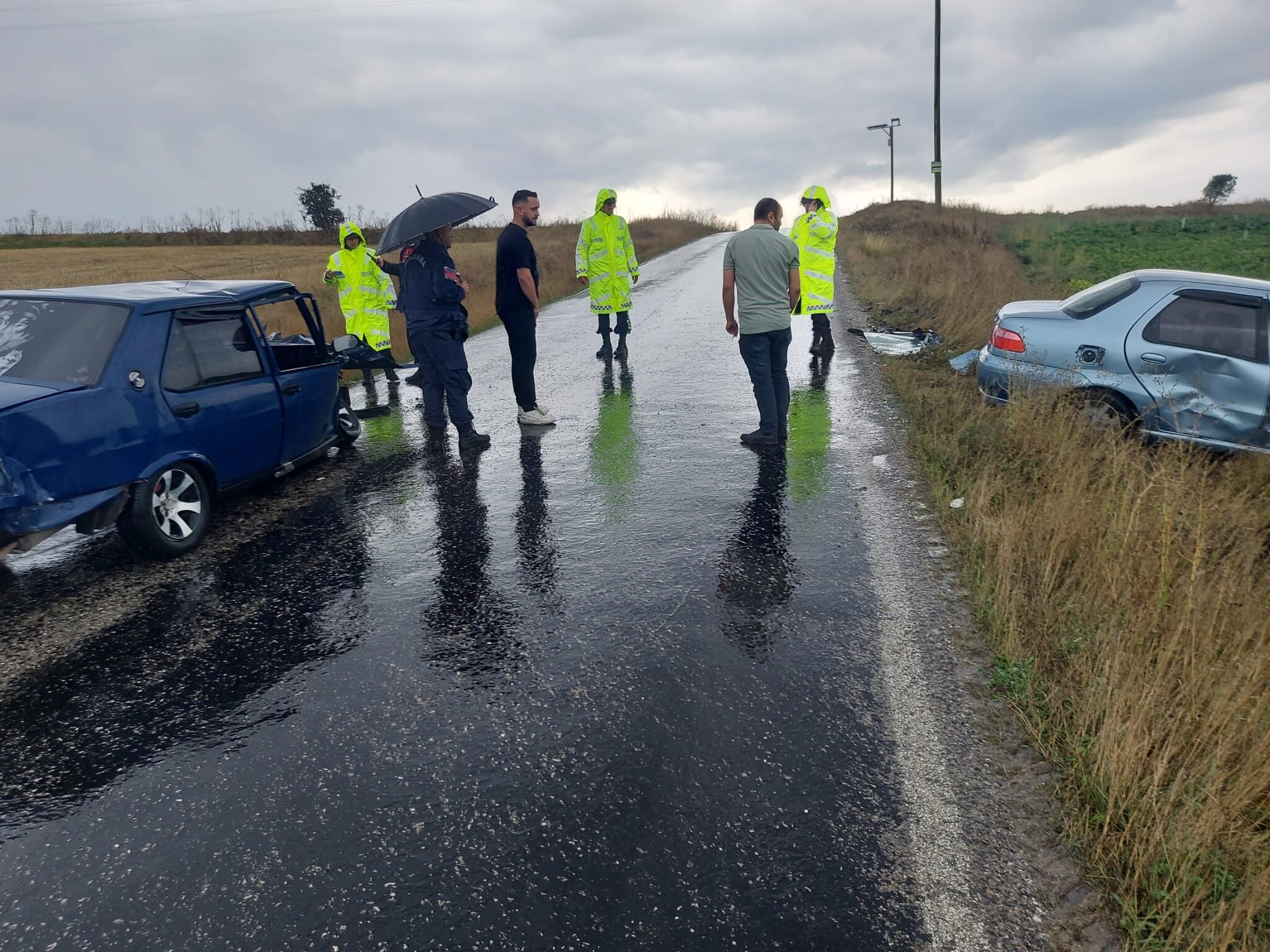 Kastamonu’da Sağanak Sonrası Kafa Kafaya Çarpışma 2 Yaralı (3)