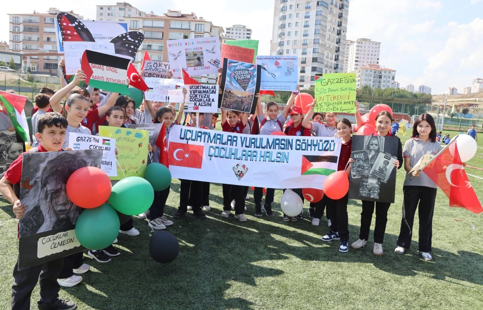 Kastamonu'da Uçurtmalar Gazzeli Çocuklar Için Havalandı (3)