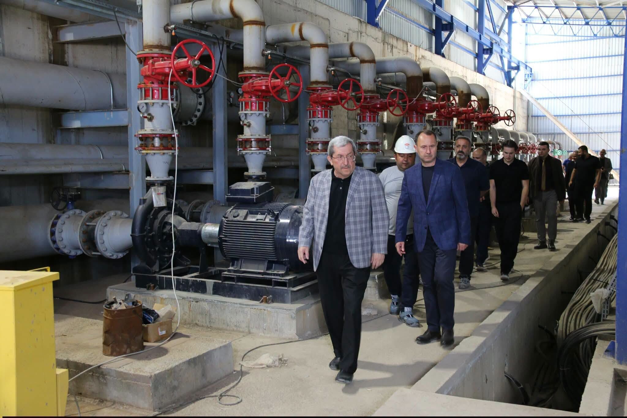 Kastamonulu eski başkanın fabrikası Komşu'da üretime başladı