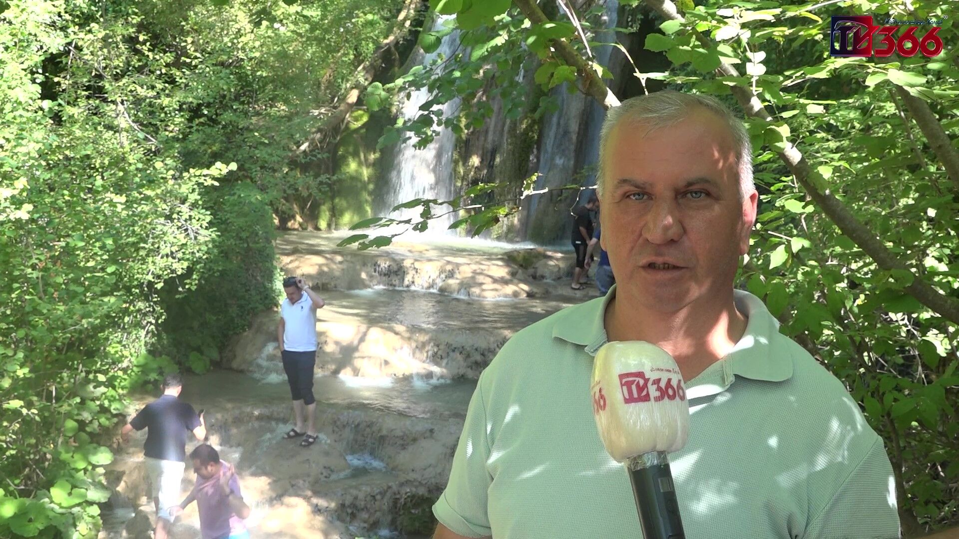 Kastamonu'nun Doğa Harikası Okçular Şelalesi Ziyaretçi Akınına Uğruyor (4)