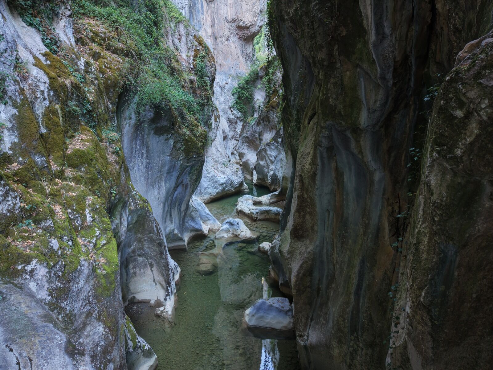 Kastamonu’nun Saklı Cennetine Çöp Gölgesi! (1)