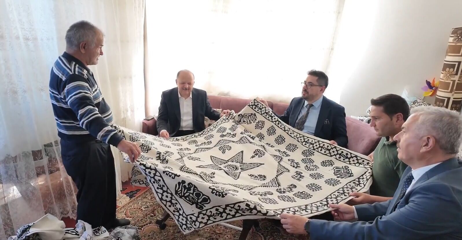 Kastamonu'nun 'Yaşayan İnsan Hazinesi'ne Vali Dallı'dan ziyaret