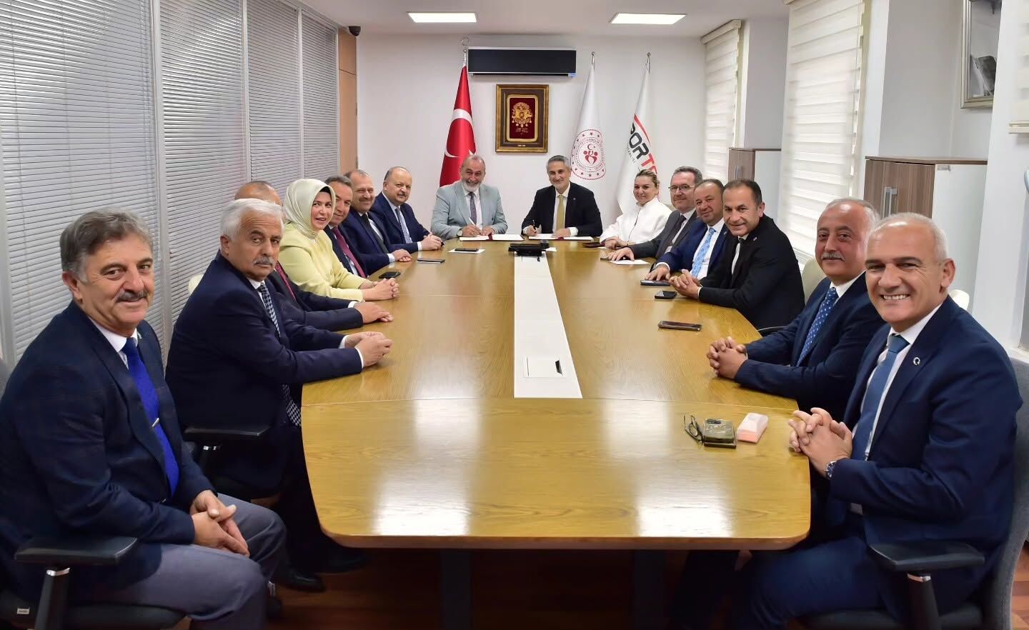 O Ilçeye Yüzme Havuzu Geliyor Yapım Sözleşmesi Imzalandı2