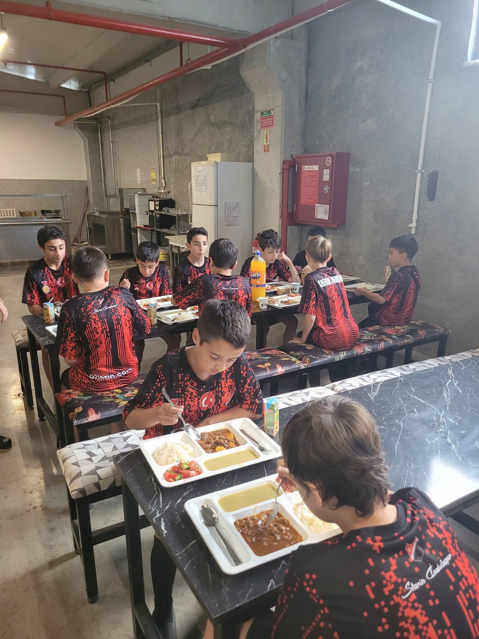 Sherin İneboluspor’dan Gençlere Hayat Kampı2