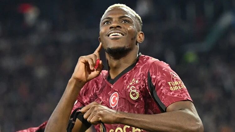 Galatasaray'da Victor Osimhen sahalara dönüyor