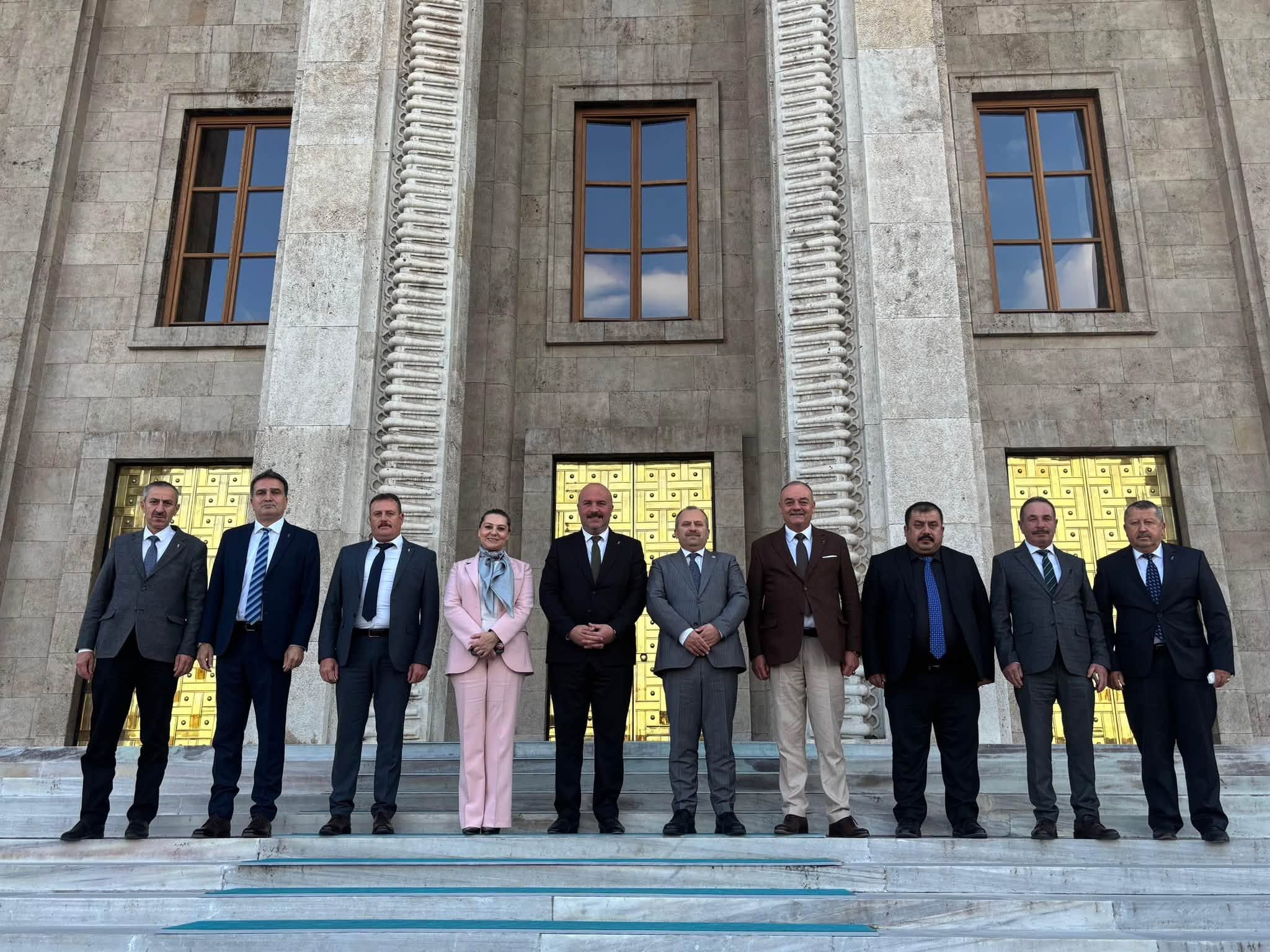 KESOB yönetimi, Kastamonu milletvekilleriyle Meclis’te buluştu