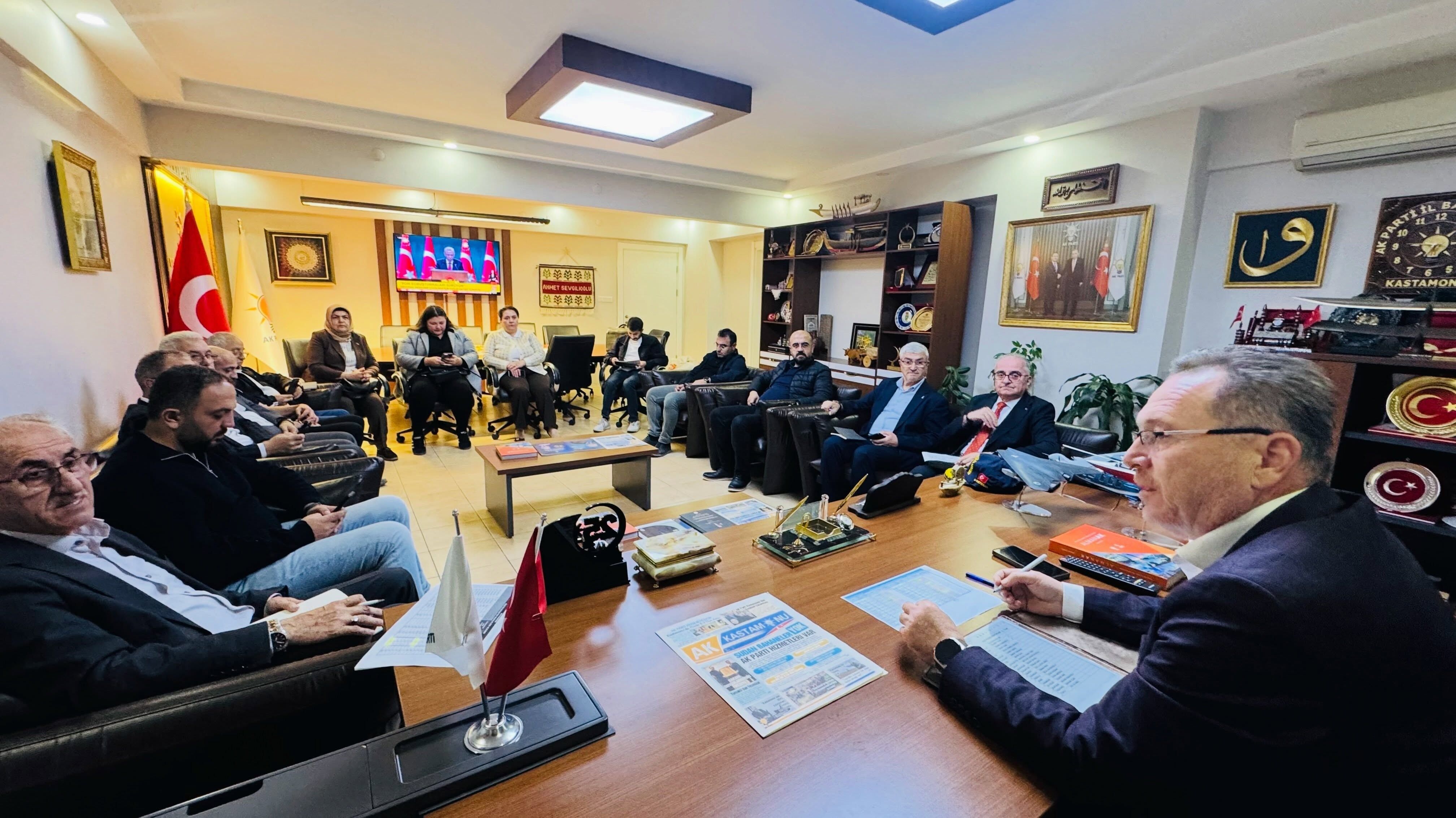 AK Parti Kastamonu’da ilçe gündemleri ele alındı