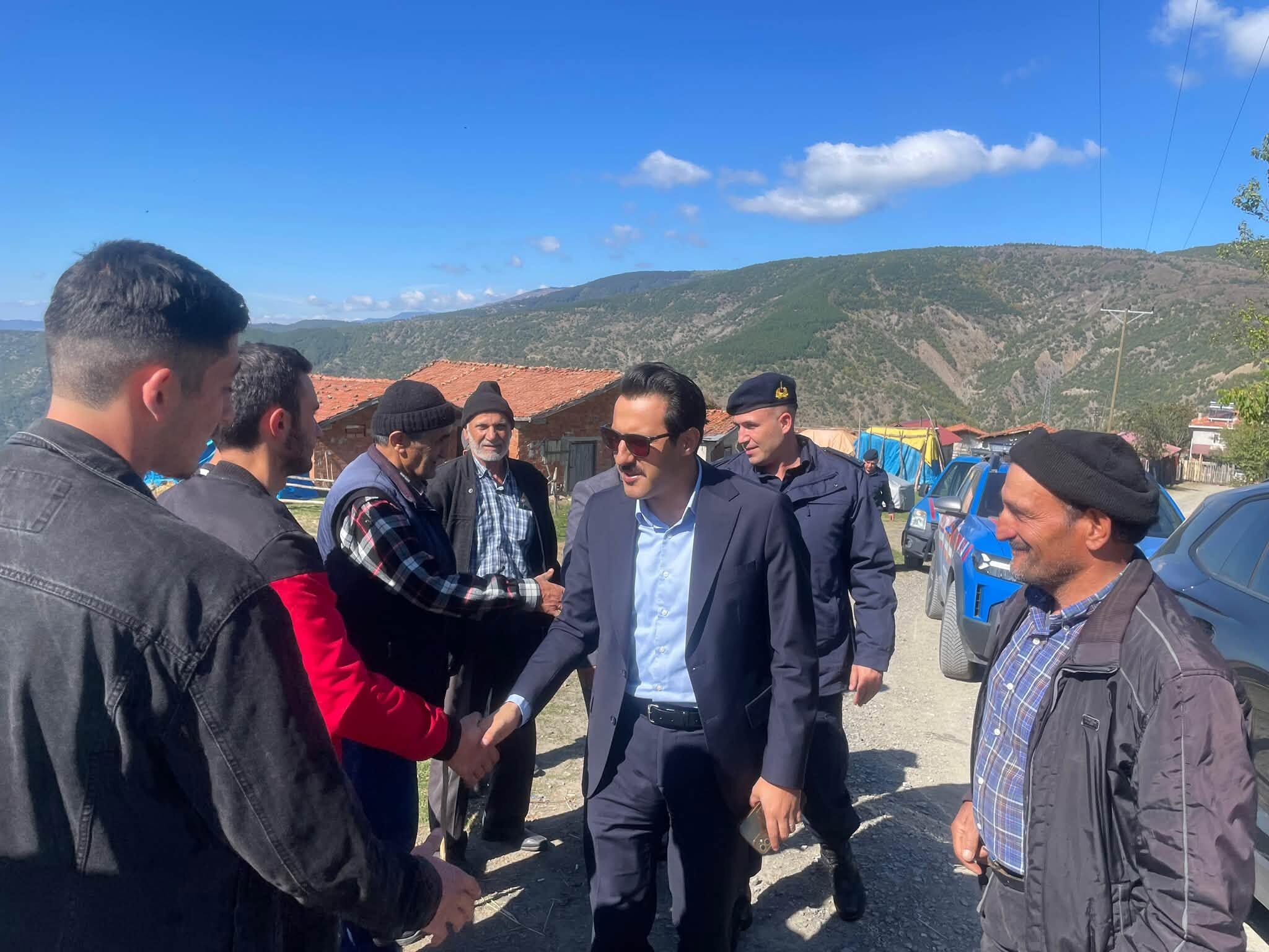 Arac Kaymakamligi 103 Yasindaki Teyze Ziyaret (4)
