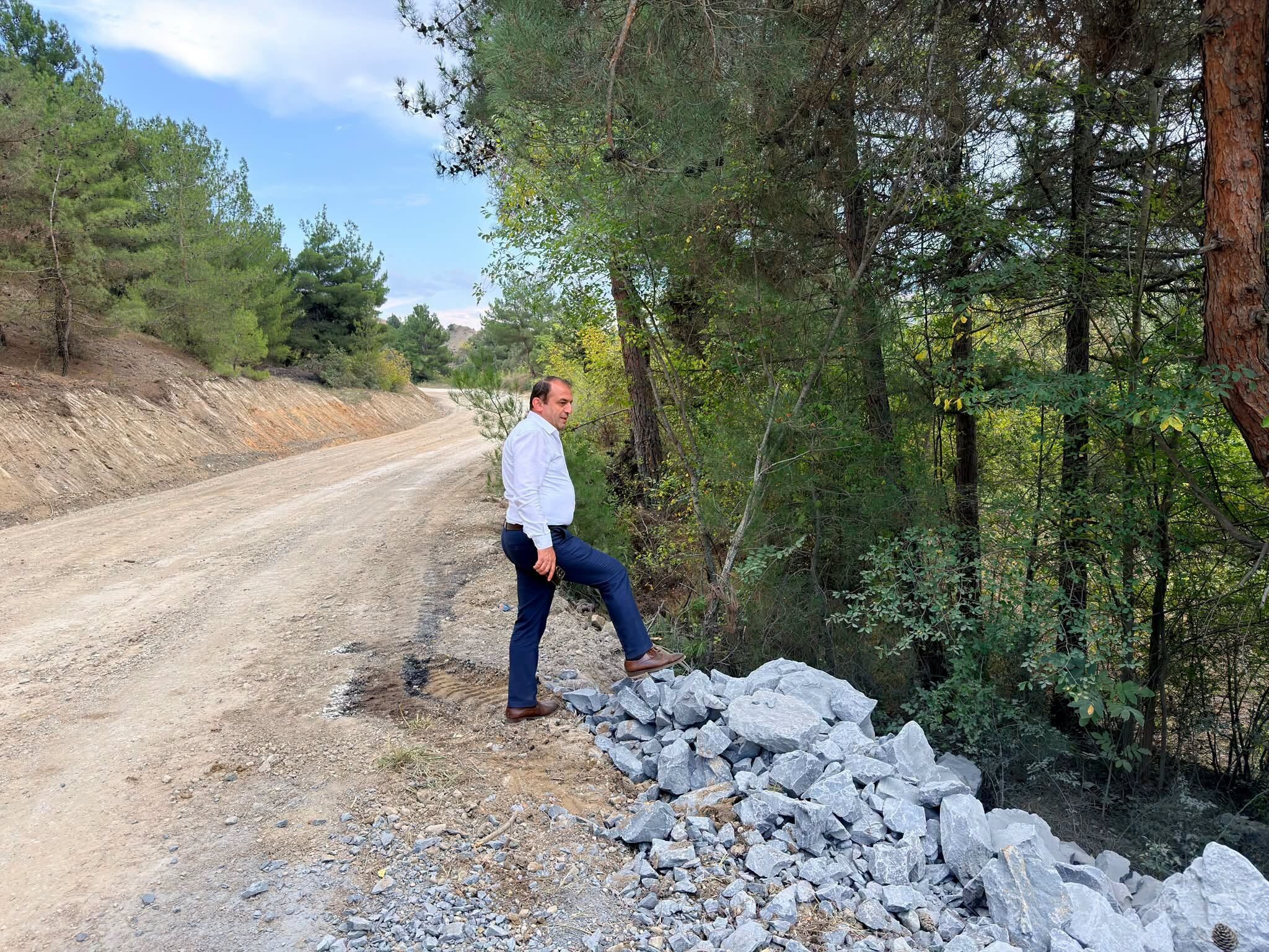 Hanönü’nde Yol Ve Çevre Düzenleme Çalışmaları Sürüyor (2)