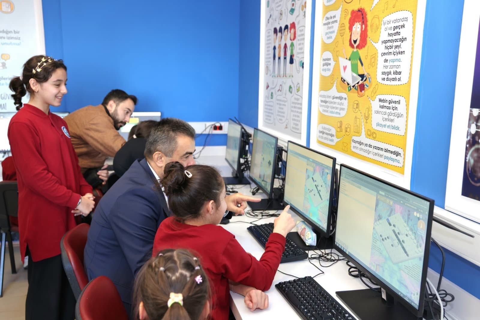 İl Milli Eğitim Müdürü Gümüş Okul Ziyaretinde Bulundu (2)