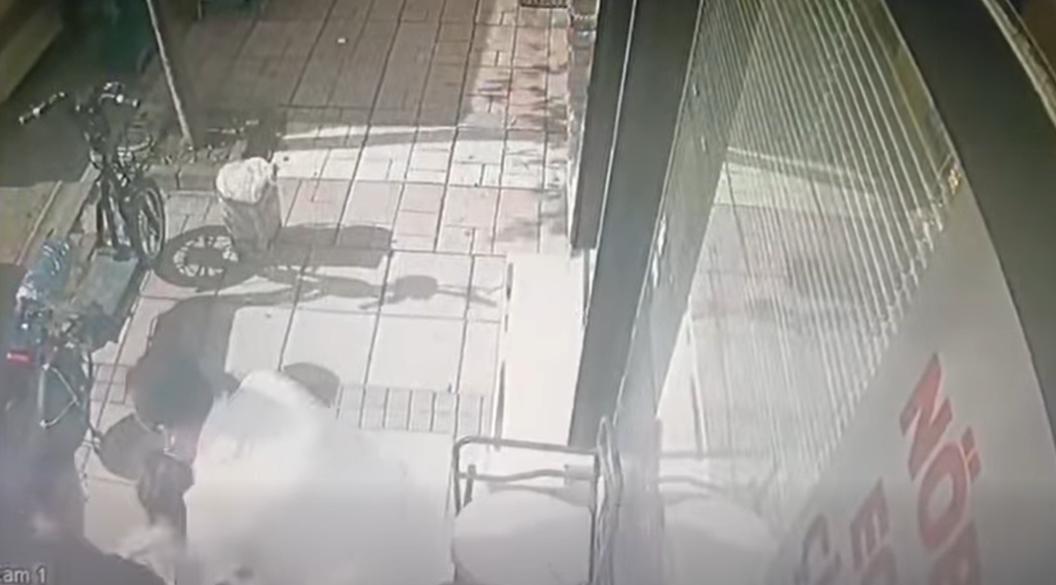 5 yaşındaki çocuğu hayata döndüren müdahale kamerada!