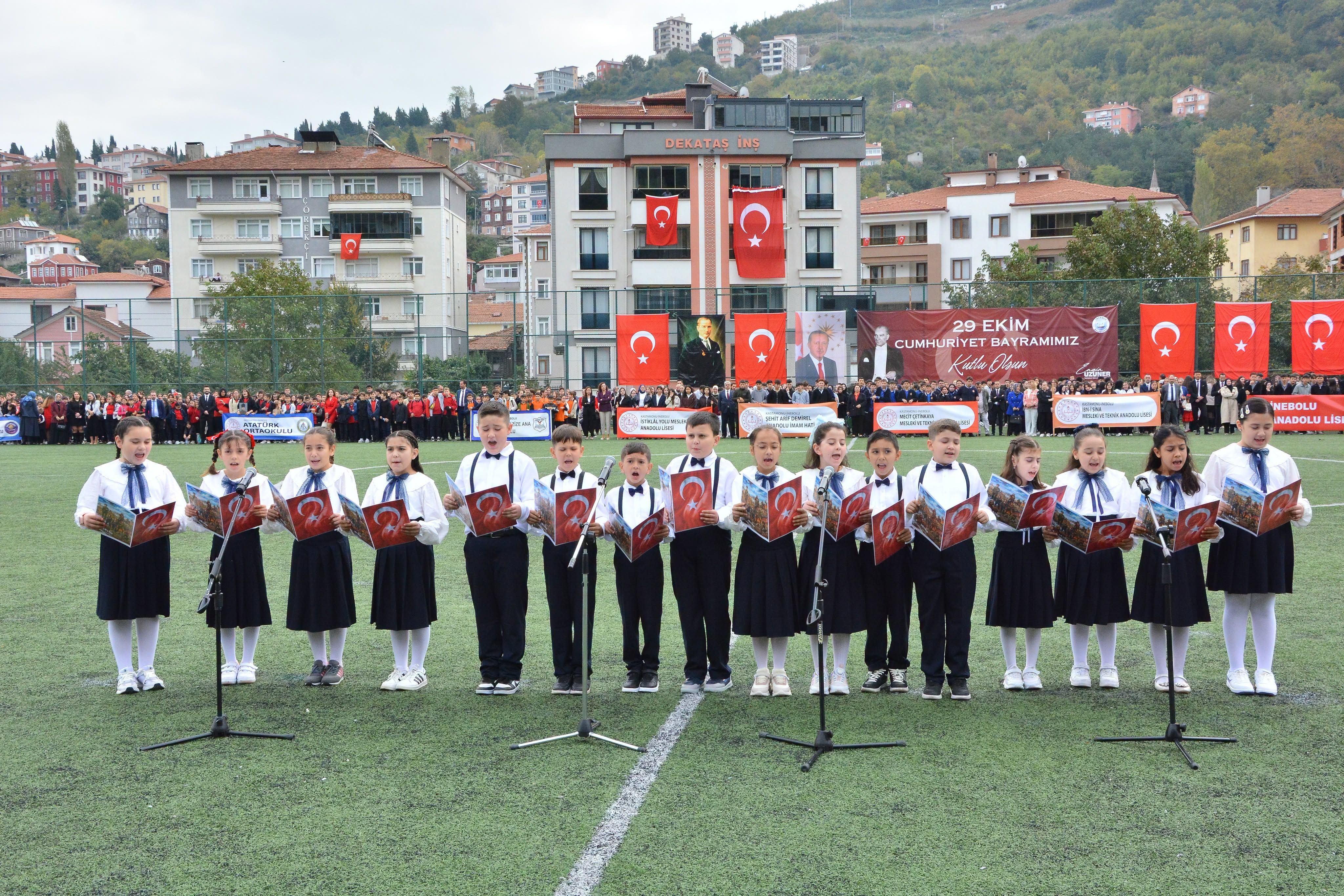 İstiklal Yolu’nun Kahraman Ilçesinde Cumhuriyet Coşkusu2