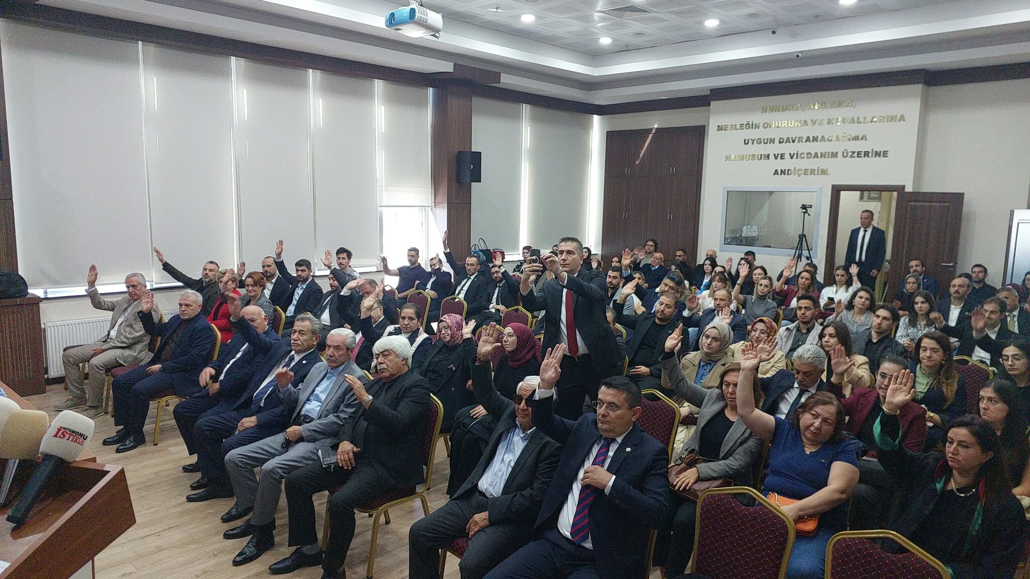 Kastamonu Barosunda Ozgur Demir Guven Tazeledi (2)