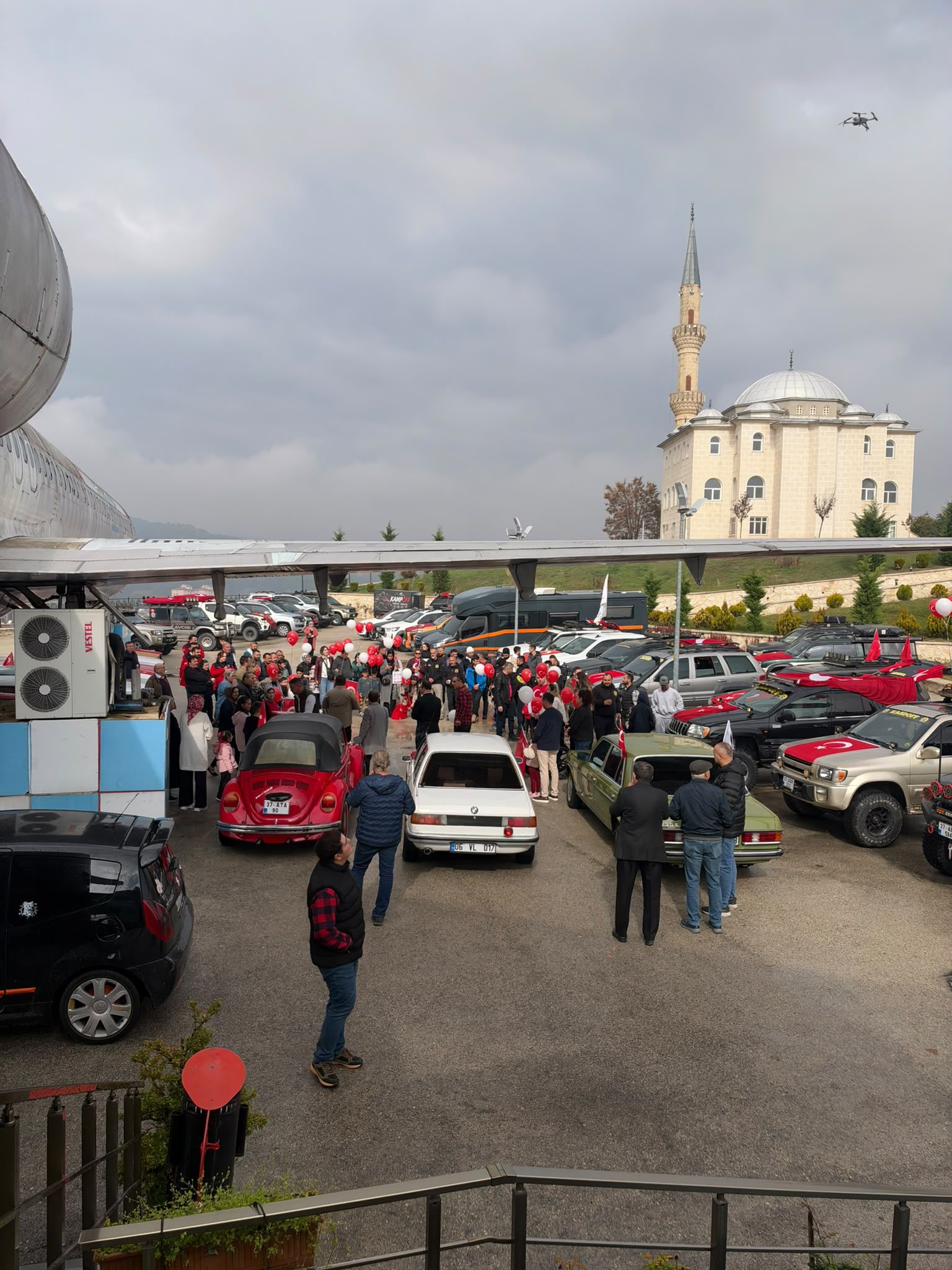Kastamonu’da Klasik Araçlar Bu Kez Çocuklar Için Yollardaydı3