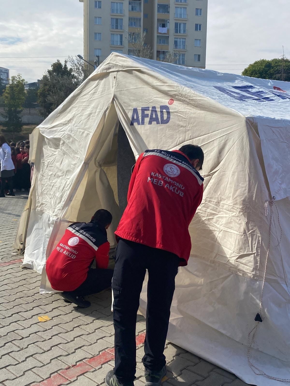 Kastamonu’da Öğrenciler Deprem Tahliye Tatbikatı Yaptı (2)