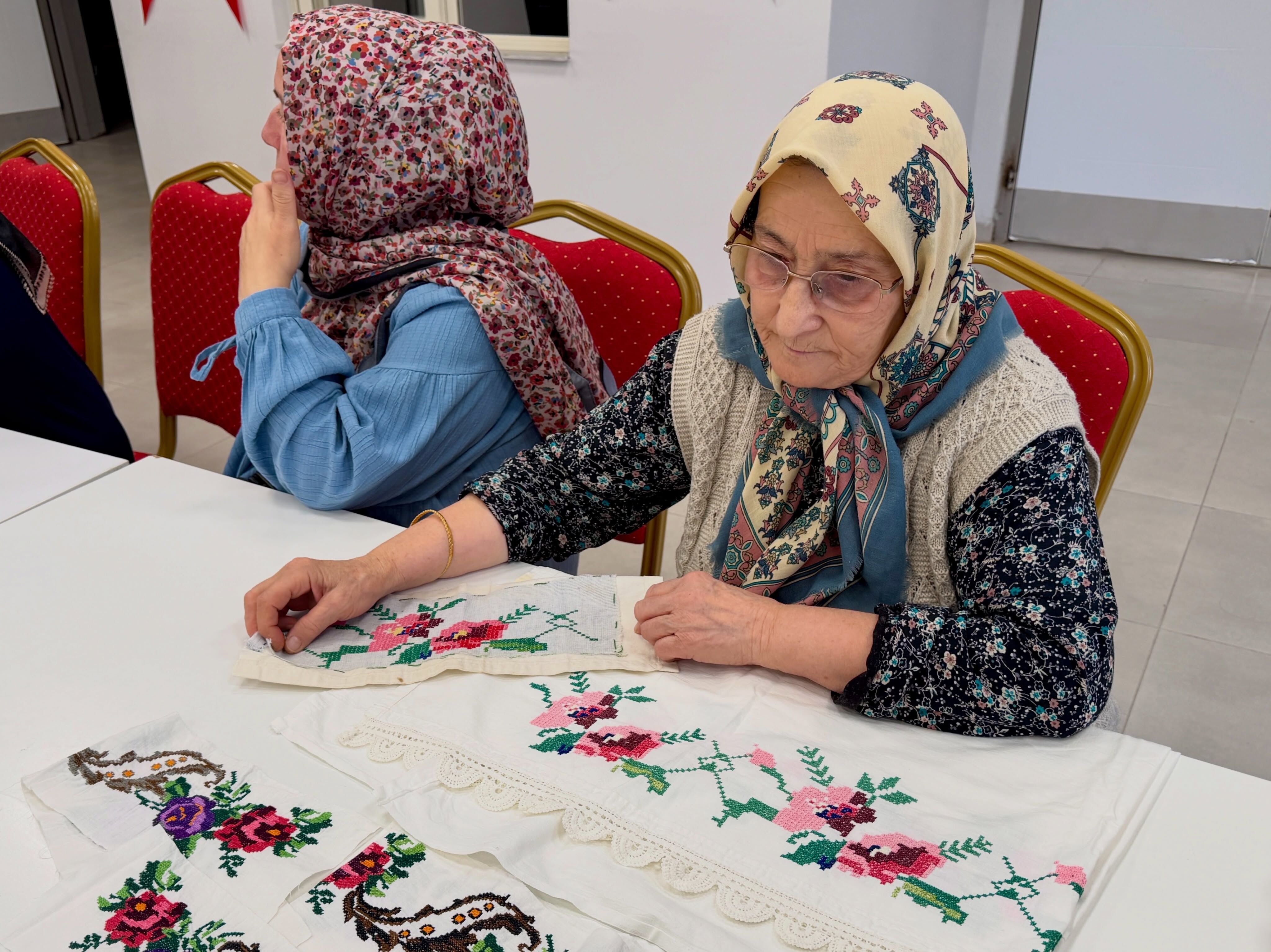 Kastamonu'da Şehit Ve Gazi Yakınları Keçe Sanatında Buluştu (1)
