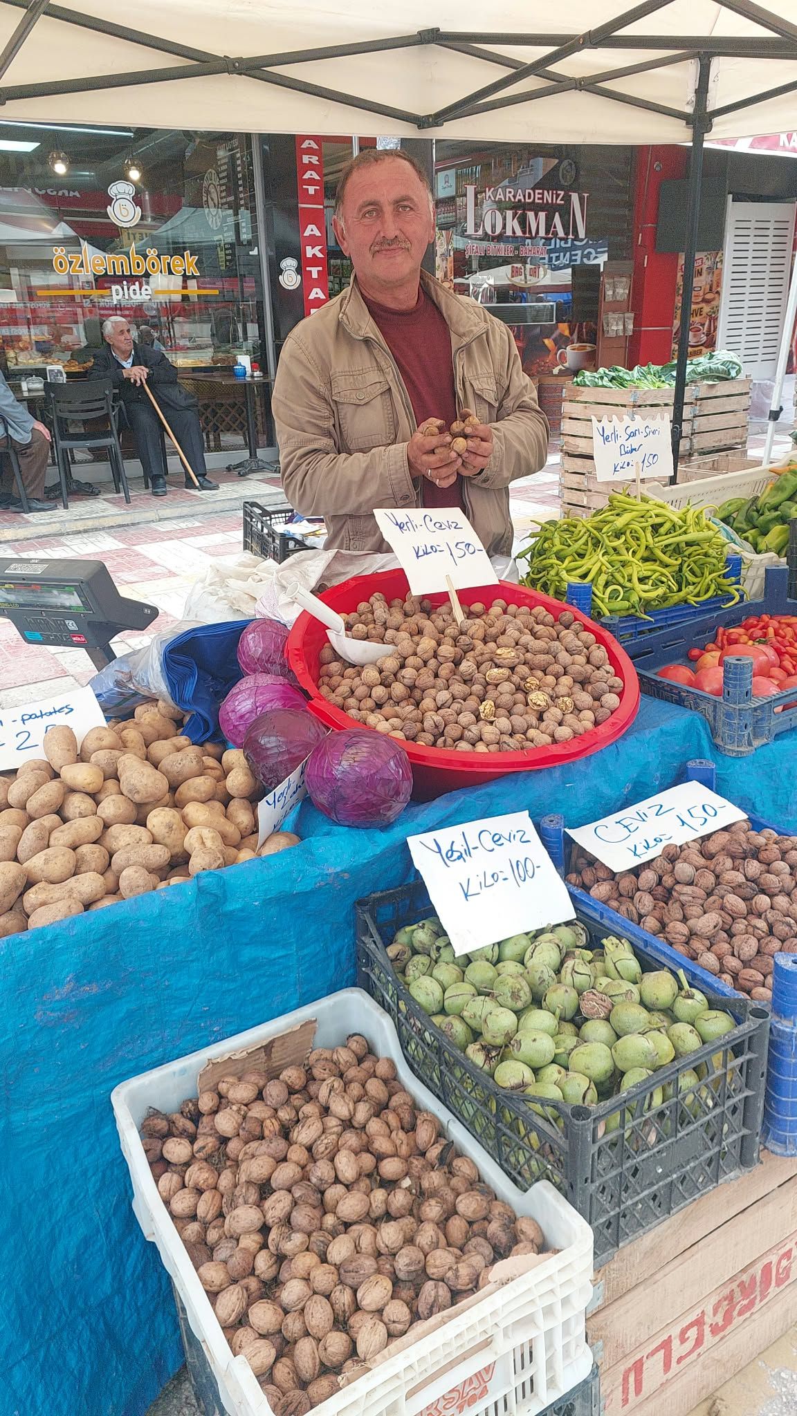Kastamonu’da Sezonun Ilk Doğal Çileği Tezgâhta2
