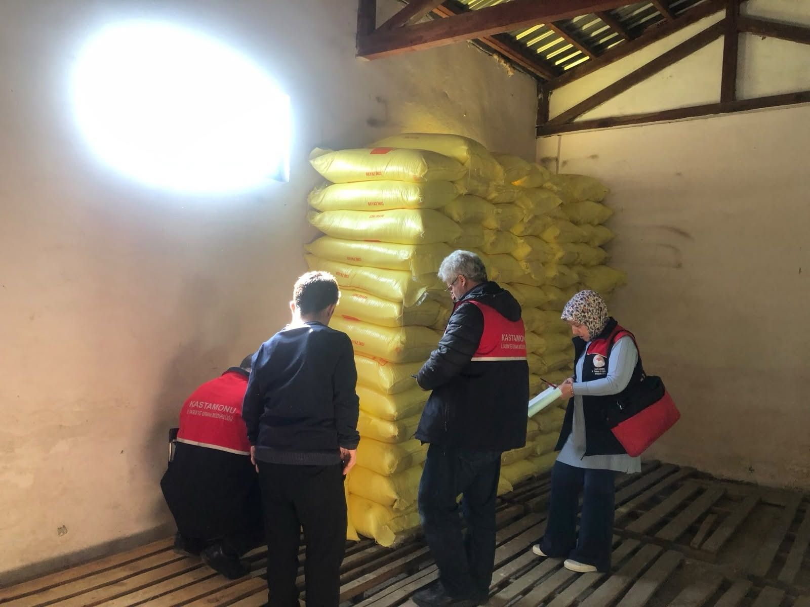 Kastamonudaki Gubre Ve Tohum Bayileri Denetlendi (4)