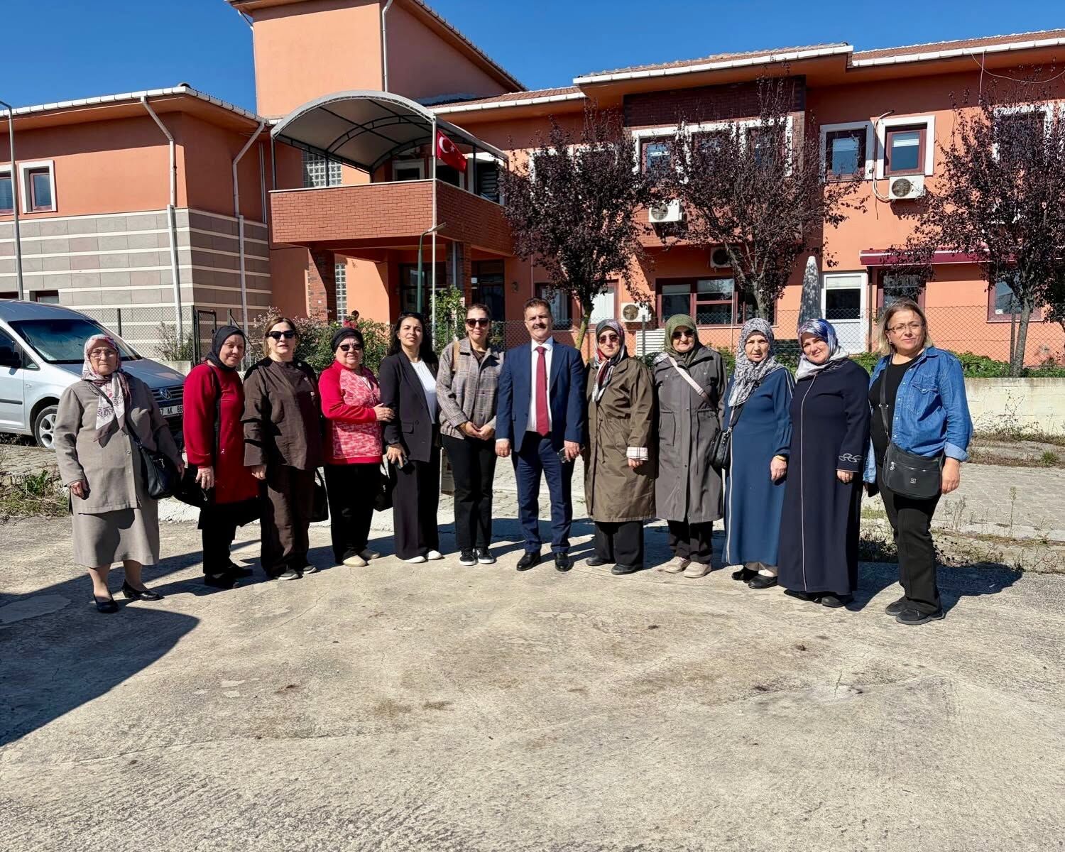 Kastamonudan Sinop'a Gonul Koprusu Kurdular (2)
