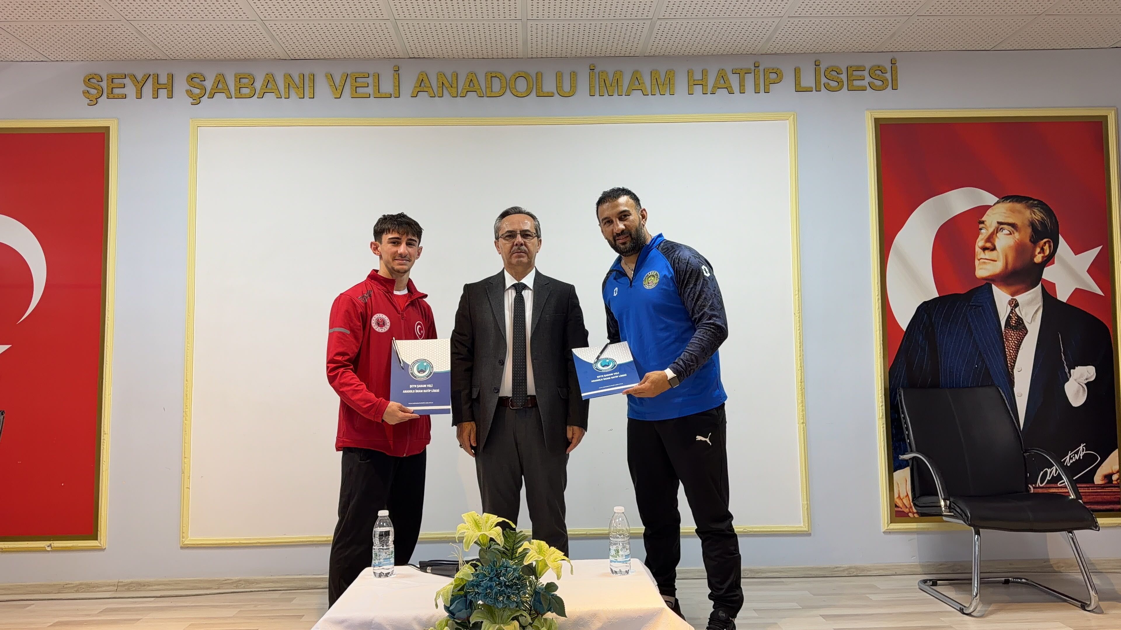 Kastamonulu Dünya Şampiyonu, Yetiştiği Okulda Gençlerle Buluştu (2)