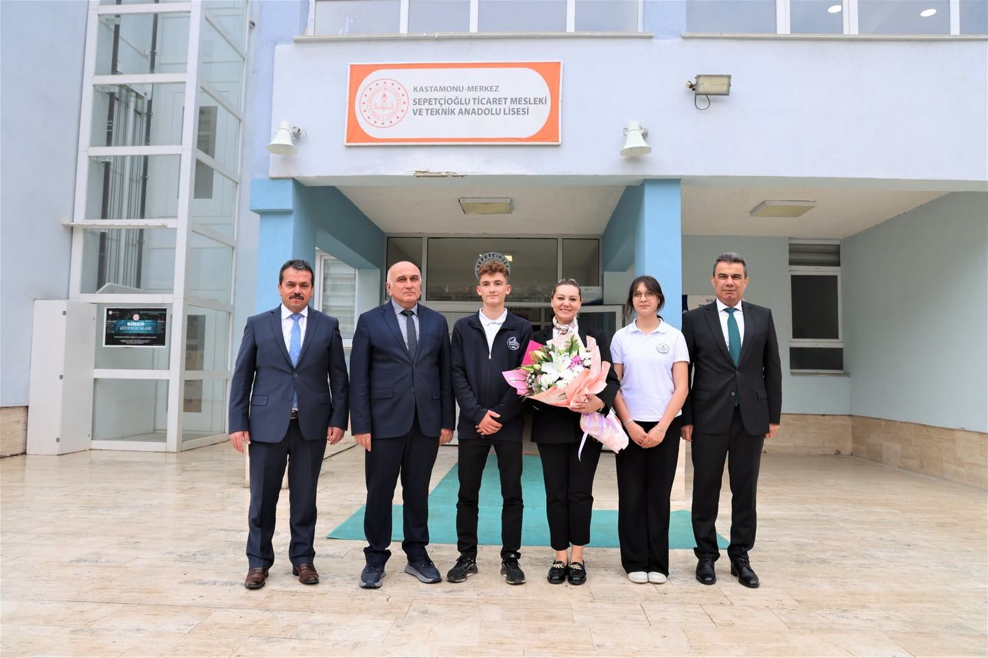 Milletvekili Ekmekci Siber Güvenlik Sınıfını Inceledi