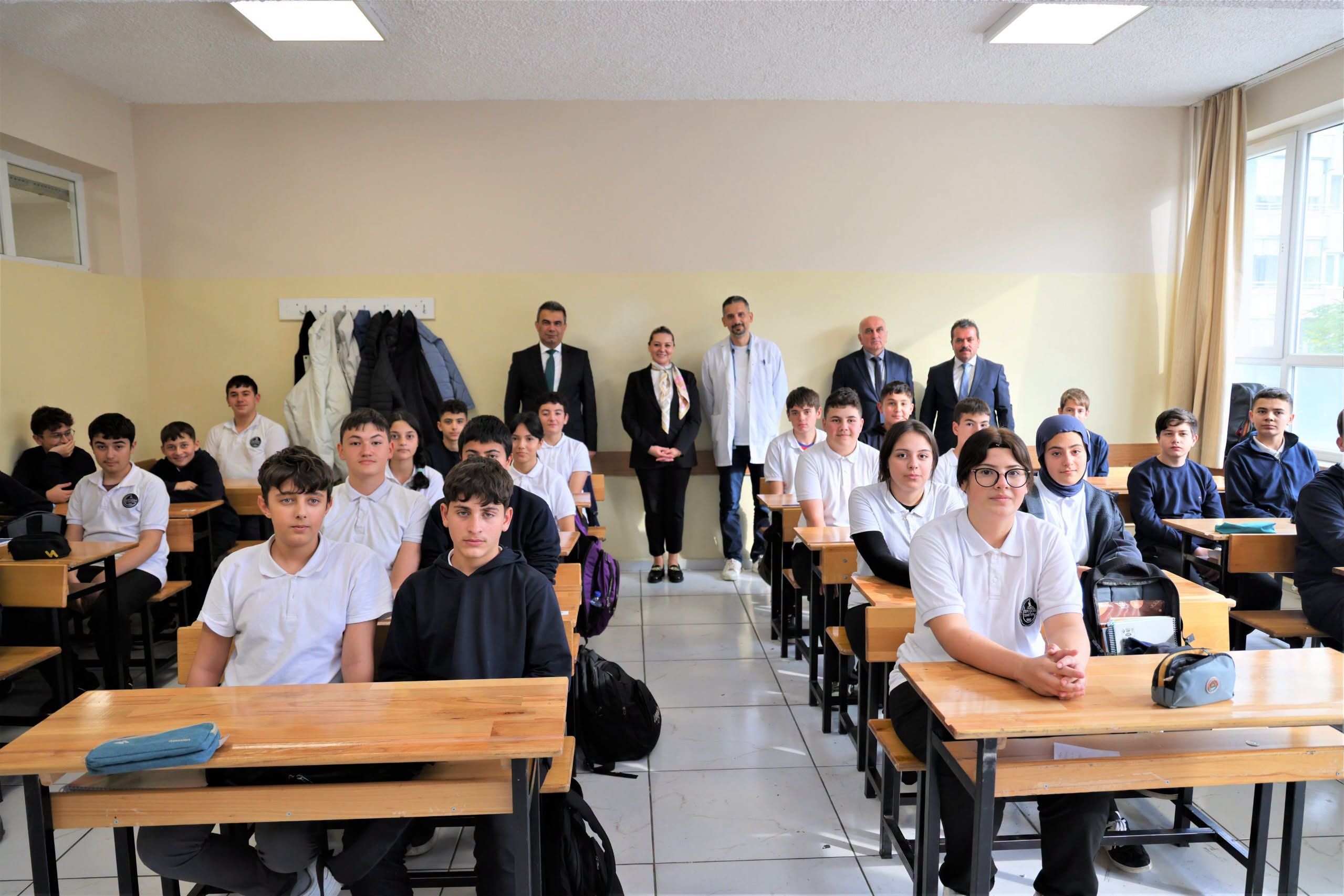Milletvekili Ekmekci Siber Güvenlik Sınıfını Inceledi3