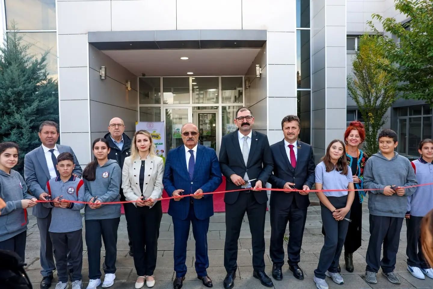 Taşköprü’de Çocuklar Kitaplarla Buluştu (2)