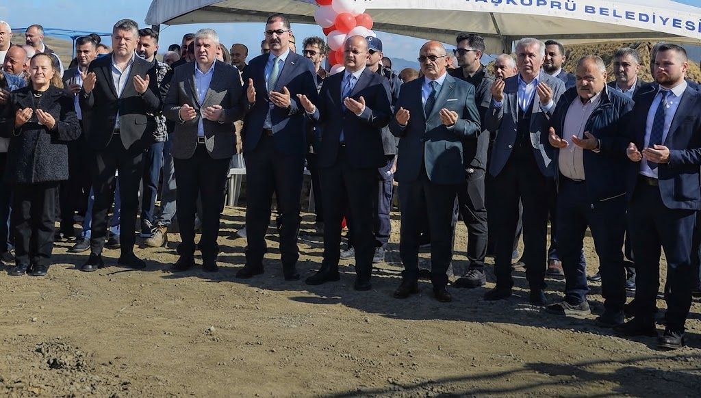 Zi̇ntaş’ın Yeni Yatırımı Için Ilk Kazma Vuruldu