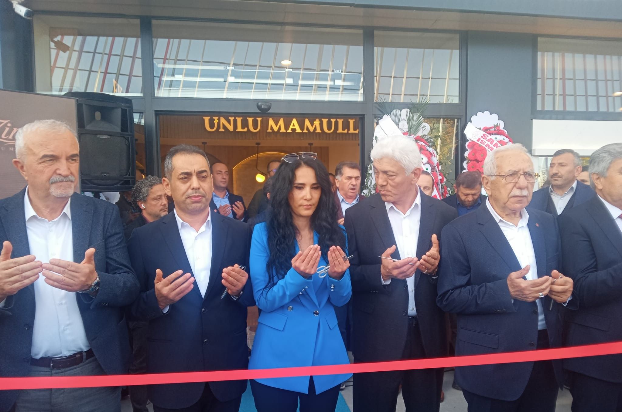 Zirve Unlu Mamülleri Fabrika Satış Mağazası Açıldı (1)-1